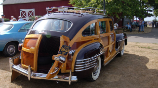 Illustration for article titled The ten coolest wooden cars of all time
